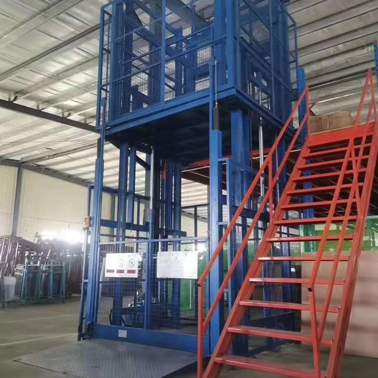 導軌式升降機 導軌式升降機